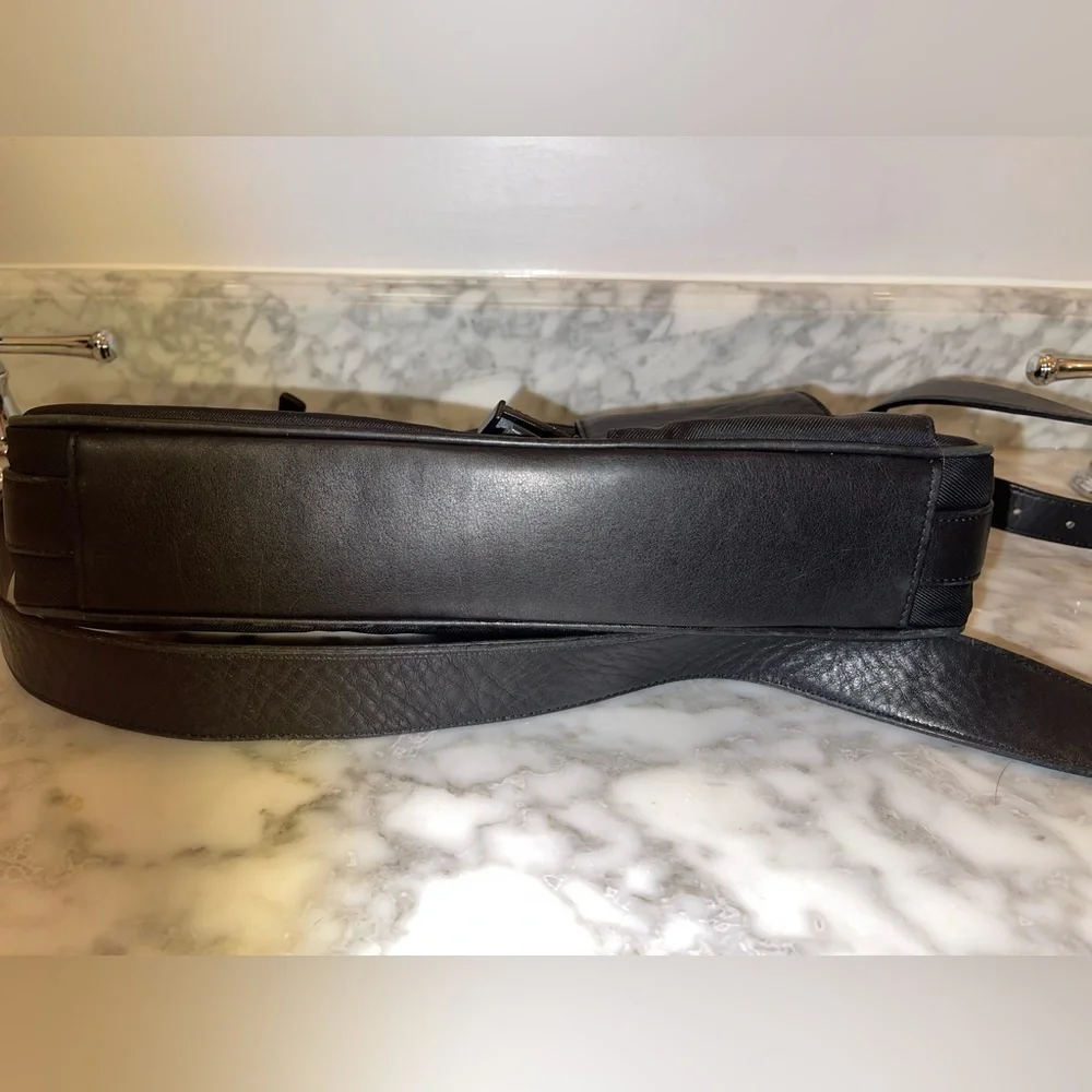 Vintage Coach Black Nylon & Leather Trim Messenger Bag